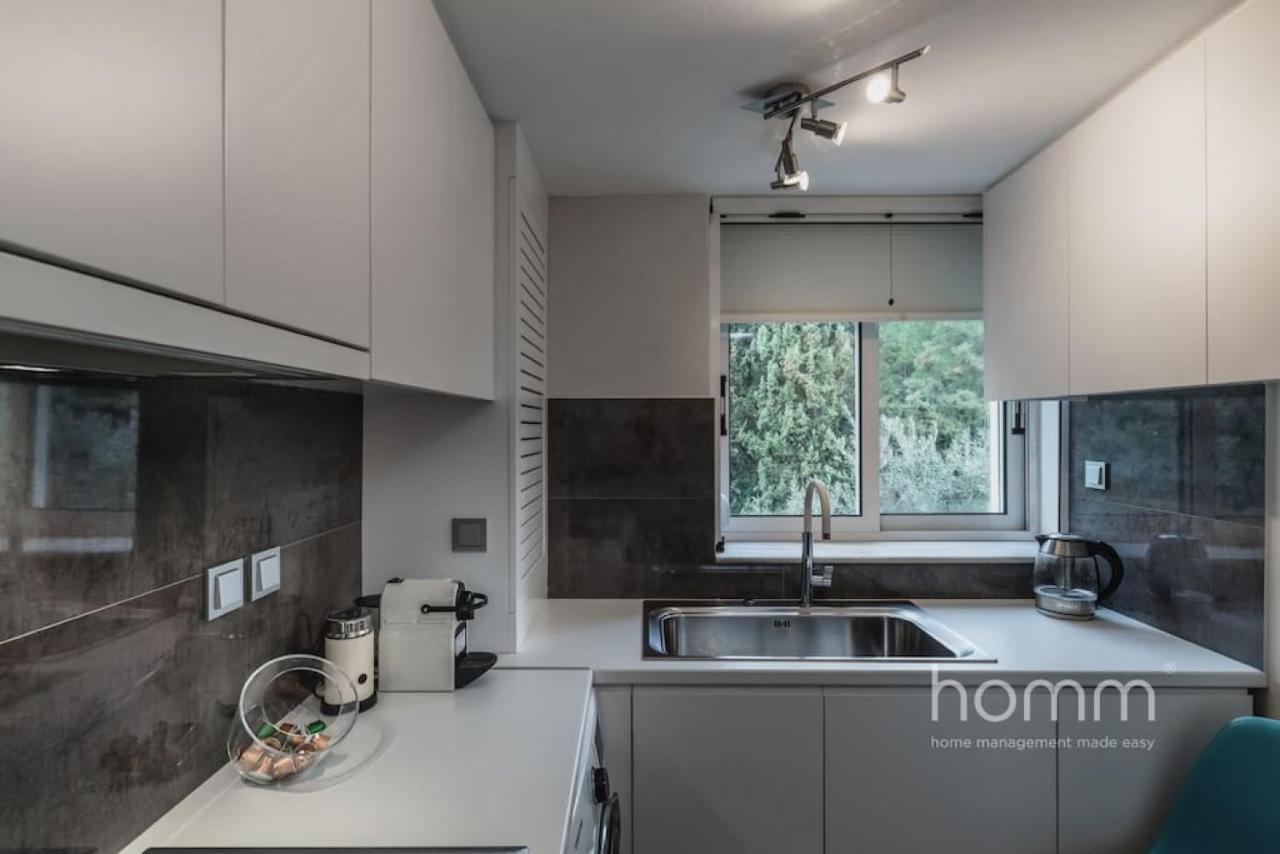 Renovated Homm Apartment In Lycabettus, Pitanis Str Атина Екстериор снимка